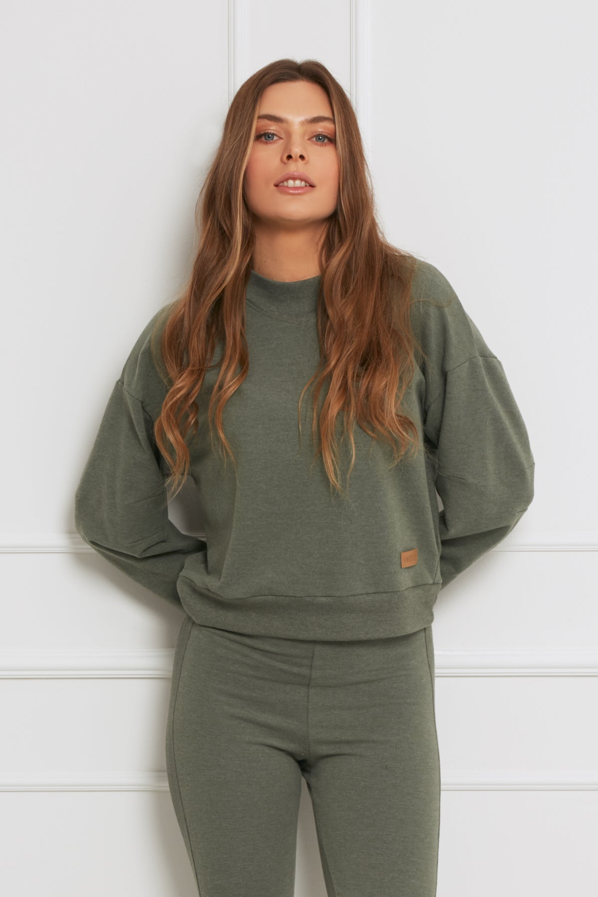 Loungewear krótka bluza dresowa – zielony melanż