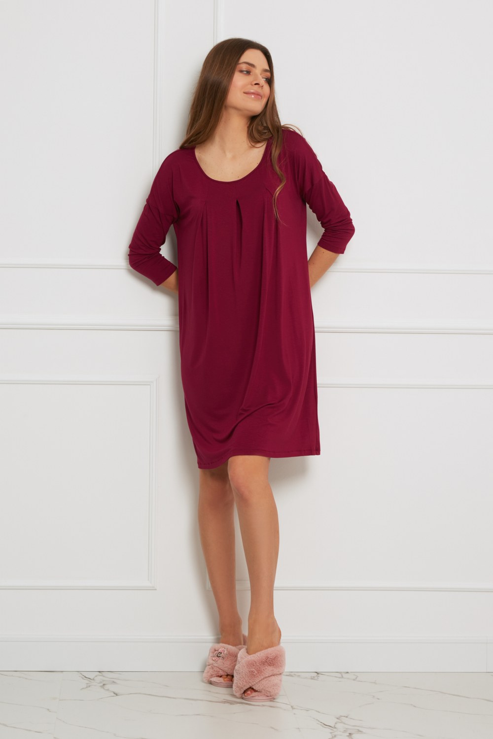 Loungewear wiskozowa luźna sukienka - żurawina